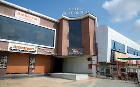 Hotel White Desert